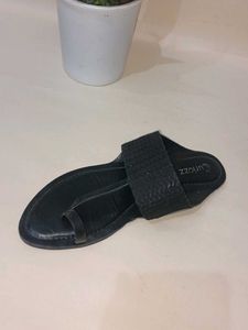 Black FLATS