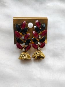 Elegant Red &amp; Black Gemstone Jhumka Earrings