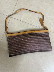 Louis Vuitton LV bagutte bag super rare