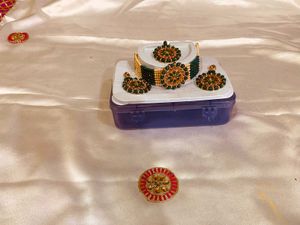 Elegant Kundan and Pearl Jewellery Set