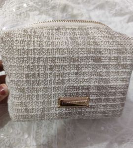 Estee Lauder Pouch