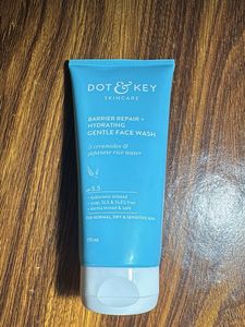 Dot & Key Hydrating Gentle Face Wash