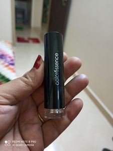 Coloressence Lipstick In Pink Shade.