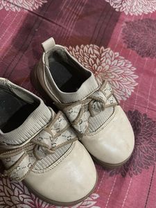 Cute Cream Bow Ballerinas