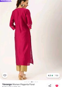 Varanga Elegant Embroidered Kurta