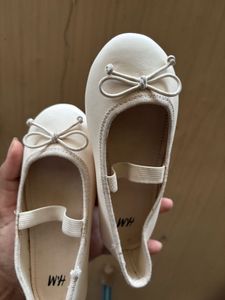 🆕H&amp;M Ballet Pumps for Babies (2.5-4.5 years)