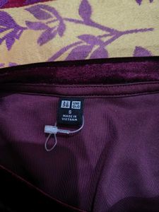 Uniqlo Wine Color Soft Velour Long Sleeve T-Shirt