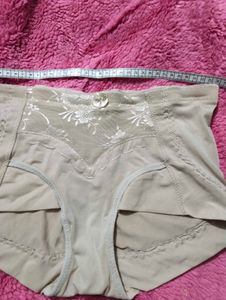 Women's High-Waisted Shaping Briefs
