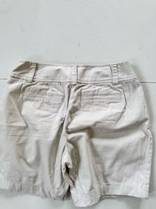 Lightweight Beige shorts