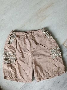 Stylish Cargo Shorts with Floral Accents