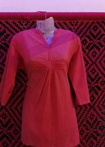 Discount Available WithDS Top For Girls