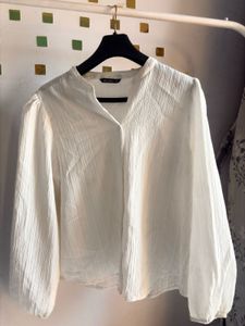 zudio Elegant White Puff Sleeve Blouse