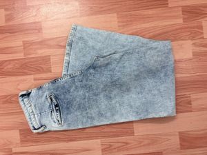 ✦ Forever 21 Light Wash Wide-Leg Jeans ✦