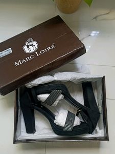 ❗❗PRICE DROP❗❗Marc Loire Embellished Platform He