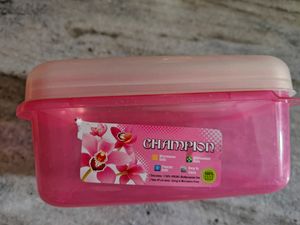 Festive Sale Pink Plastic Food Storage Container