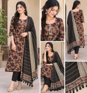 new silk saree with free kurti set
