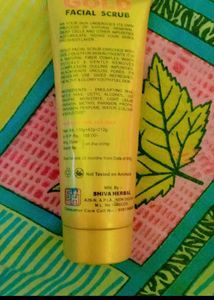 Skincare Essentials Mini Bundle - Face &amp; Body Care