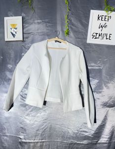 SHEIN Chic White Blazer