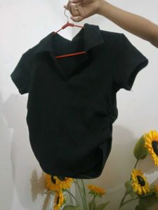 Chic Black Collared Short Sleeve Top