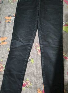 Black Slim Fit Jeans
