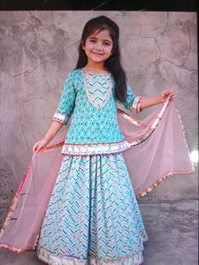 Beautiful Teal & Pink Girls Lehenga Choli size ava