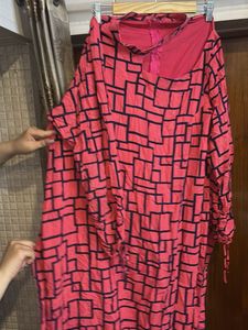 Vibrant Pink & Black Geometric Kurta Set