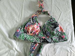 Vibrant Tropical Print Bikini Top
