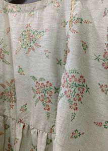 Elegant Floral Print Kurta Set