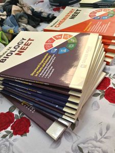 Career Point NEET Study Material 25 books