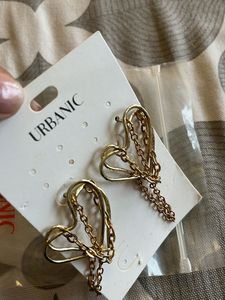 Urbanic Heart Dangle Earrings