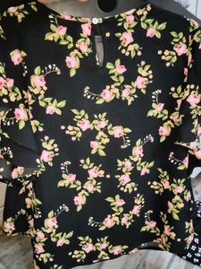 Black Floral Ruffle Sleeve Top