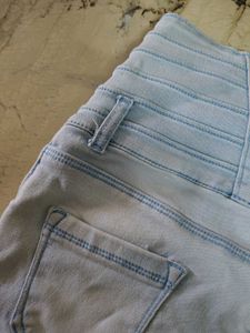 Light Blue High-Waisted Skinny Fit Jeans