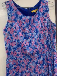 Chic Floral Print Sleeveless Dress