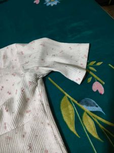Cute Floral Print Ribbed Top