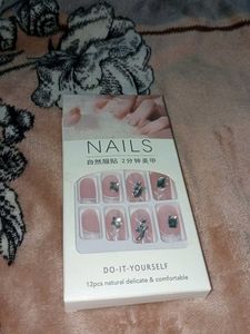 Elegant Press-On Nails with Gems