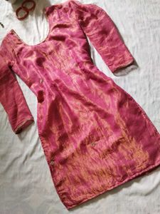 Elegant Pink &amp; Gold Kurta