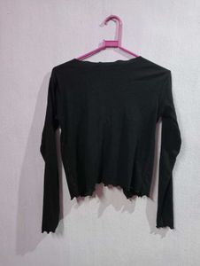 Chic Black &amp; White Tie-Front Cardigan