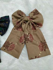 Bow set of two