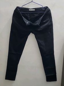 Black Non Denim Pants For Girls