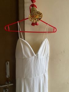 Elegant White Maxi Dress new with tags