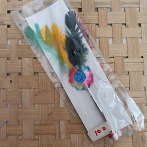 Feather & Flower Tilak Applicator (2)