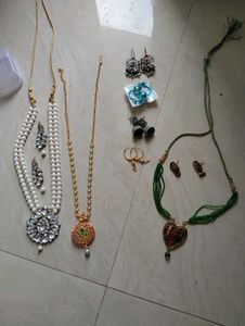 Assorted Indian Jewelry Set