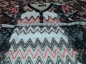 Stylish Chevron Print Kurta with Lace