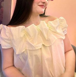 Off the shoulder Ruffle Top