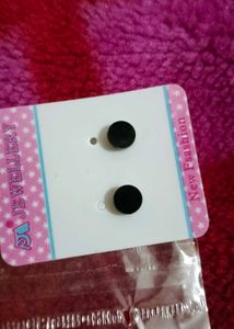 brand new Black Stud magnetic