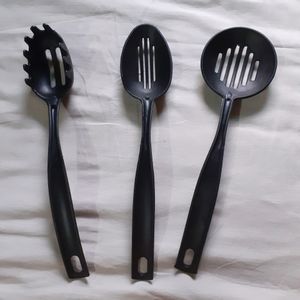 Combo Stylish Kitchen &amp; Dining Tools 8 Set Of Utensils Serving Spoon, Spatula, Slotted Turner, Scoop. Kitchen Serving Utensils Microwave Safe For Non-stick Cookware New &amp; Unused Black Color