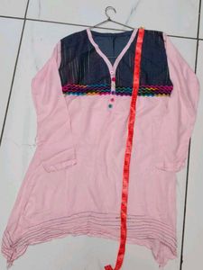 Stylish Pink Kurta with Unique Design