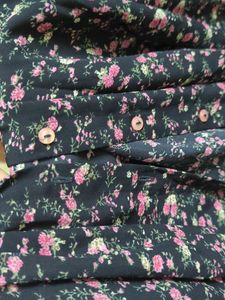 Chic Floral Print Button-Up Top