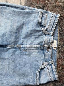 H&amp;M Light Wash High-Waisted Jeans