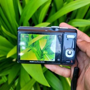 KODAK EASYSHARE M340 Digital Camera